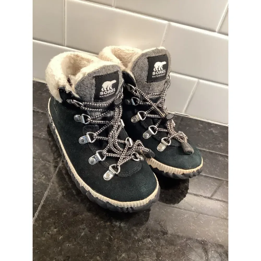 Sorel Kids Out 'N About Conquest Waterproof Boots with‎ Faux Fur Trim Black SZ 1